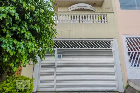 Fachada de casa à venda com 3 quartos, 200m² em Bosque da Saúde, São Paulo