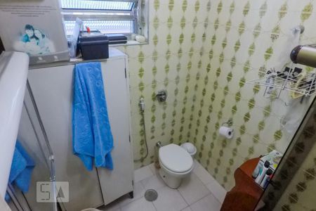 Banheiro de casa à venda com 3 quartos, 200m² em Bosque da Saúde, São Paulo
