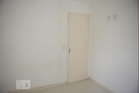 Quarto de apartamento à venda com 2 quartos, 48m² em Igara, Canoas