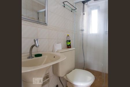 Banheiro  de apartamento à venda com 3 quartos, 74m² em Jardim Ester, São Paulo