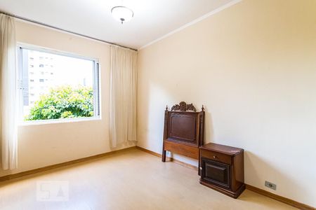 Quarto 1 de apartamento para alugar com 2 quartos, 130m² em Vila Alexandria, São Paulo