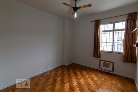 Quarto 1 de apartamento para alugar com 3 quartos, 140m² em Rio Comprido, Rio de Janeiro