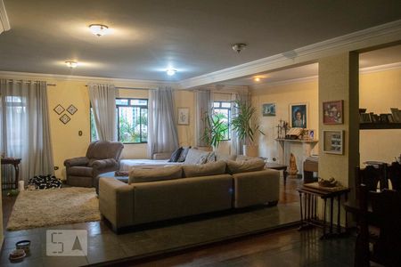 SALA de casa à venda com 3 quartos, 434m² em Vila Romero, São Paulo