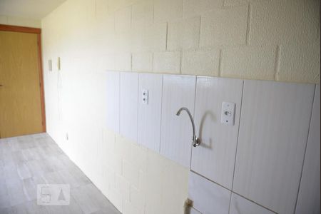 Cozinha de apartamento à venda com 2 quartos, 45m² em Olaria, Canoas