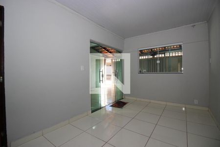 Sala de casa para alugar com 3 quartos, 125m² em Guará Ii, Brasília