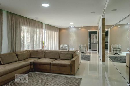 Apartamento para alugar com 240m², 3 quartos e 4 vagasSala