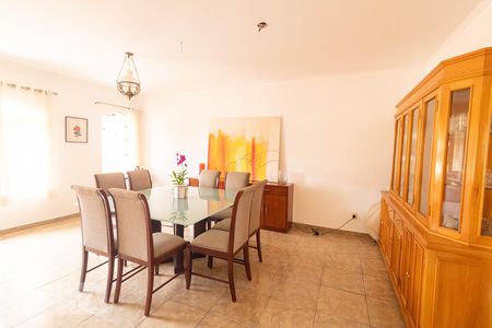 Sala de casa à venda com 4 quartos, 354m² em Vila Gilda, Santo André