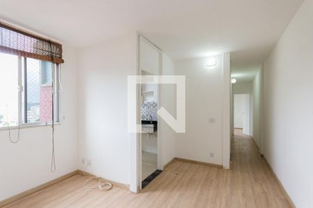 Sala de apartamento para alugar com 2 quartos, 50m² em Freguesia de Jacarepaguá, Rio de Janeiro