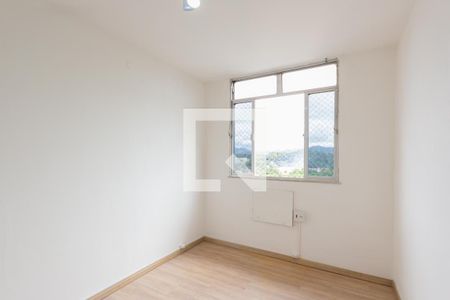 Quarto 2 de apartamento para alugar com 2 quartos, 50m² em Freguesia de Jacarepaguá, Rio de Janeiro