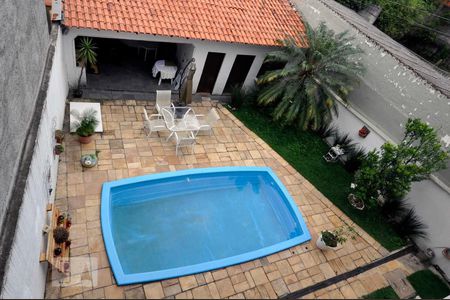 Quintal de casa à venda com 3 quartos, 250m² em Jaguaré, São Paulo