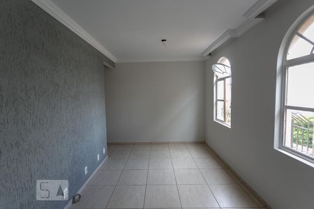 sala de apartamento para alugar com 3 quartos, 87m² em Sagrada Família, Belo Horizonte