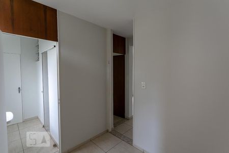 quarto 1 de apartamento para alugar com 3 quartos, 87m² em Sagrada Família, Belo Horizonte