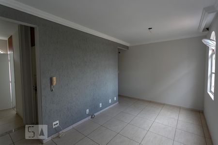 sala de apartamento para alugar com 3 quartos, 87m² em Sagrada Família, Belo Horizonte