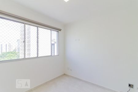 Quarto de kitnet/studio para alugar com 1 quarto, 27m² em Centro, Guarulhos