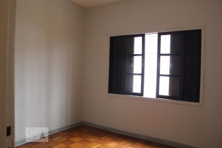 Quarto 2 de casa à venda com 3 quartos, 140m² em Jardim Ivana, São Paulo