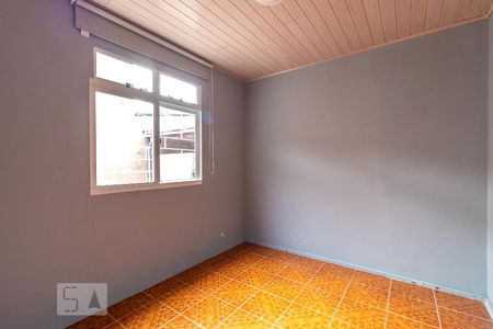 Quarto 2 de casa para alugar com 2 quartos, 90m² em Cidade Industrial, Curitiba