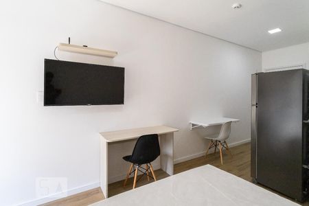 Sala/Quarto de kitnet/studio para alugar com 1 quarto, 26m² em Pinheiros, São Paulo