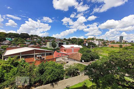 Vista Quarto 1 de apartamento à venda com 2 quartos, 60m² em Rincão, Novo Hamburgo