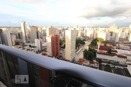 Sacada de kitnet/studio para alugar com 1 quarto, 36m² em Centro, Curitiba