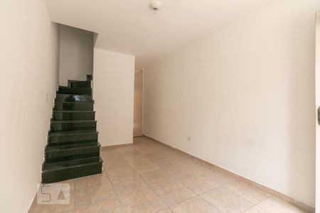 Sala de casa de condomínio à venda com 2 quartos, 60m² em Vila Granada, São Paulo