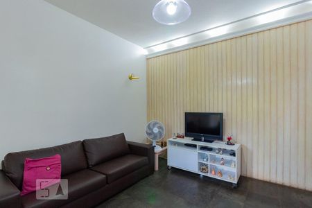Sala de casa à venda com 4 quartos, 220m² em Campo Belo, São Paulo