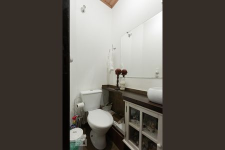 Lavabo de casa para alugar com 4 quartos, 260m² em Liberdade, São Paulo