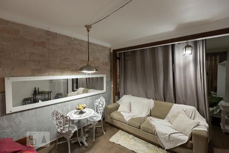 Sala 2 de casa para alugar com 4 quartos, 260m² em Liberdade, São Paulo
