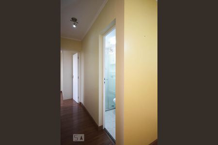 Corredor de apartamento para alugar com 2 quartos, 48m² em Fazenda Morumbi, São Paulo