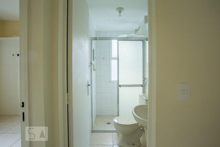 Banheiro de apartamento para alugar com 1 quarto, 40m² em Barra Funda, São Paulo