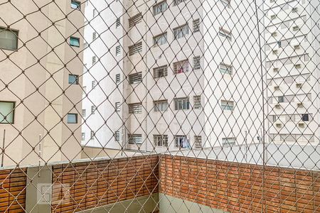 Sala de apartamento para alugar com 2 quartos, 75m² em Centro, Campinas