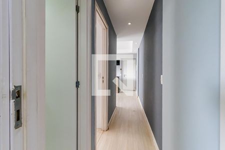 Corredor de apartamento para alugar com 2 quartos, 55m² em Cambuci, São Paulo