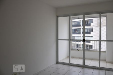 Sala de apartamento para alugar com 2 quartos, 50m² em Jardim Santa Cruz (sacomã), São Paulo