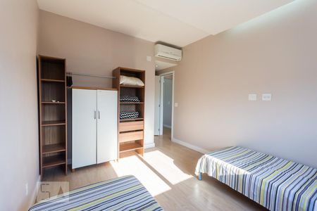 Quarto 1 de apartamento para alugar com 2 quartos, 88m² em Campo Grande, Santos