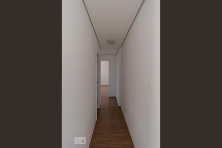 Corredor de apartamento para alugar com 2 quartos, 61m² em Macedo, Guarulhos