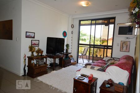 Sala de apartamento para alugar com 2 quartos, 70m² em Recreio dos Bandeirantes, Rio de Janeiro