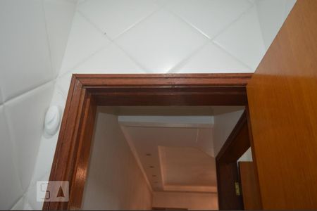 Banheiro de casa de condomínio à venda com 3 quartos, 132m² em Vila Mazzei, São Paulo