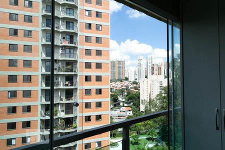 Varanda de apartamento para alugar com 3 quartos, 70m² em Paraíso do Morumbi, São Paulo