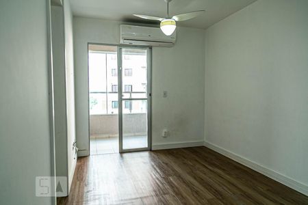 Sala de apartamento para alugar com 3 quartos, 70m² em Paraíso do Morumbi, São Paulo