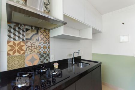 Cozinha de apartamento à venda com 2 quartos, 54m² em Loteamento Parque São Martinho, Campinas