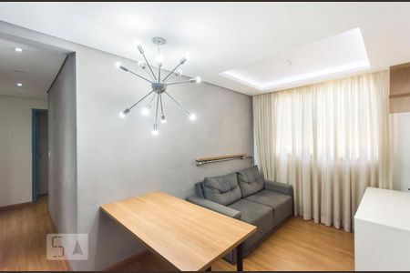 Sala de apartamento à venda com 2 quartos, 54m² em Loteamento Parque São Martinho, Campinas