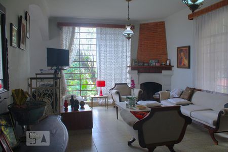 Sala de casa à venda com 4 quartos, 679m² em Parque Assuncao, Taboão da Serra