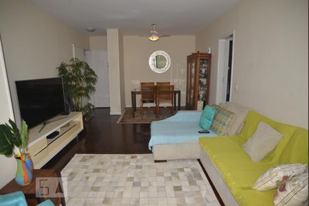 Apartamento à venda com 96m², 2 quartos e 1 vagaSala