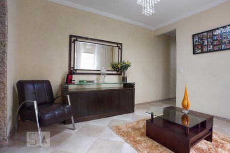 Sala de Estar de casa à venda com 4 quartos, 259m² em Cidade Patriarca, São Paulo