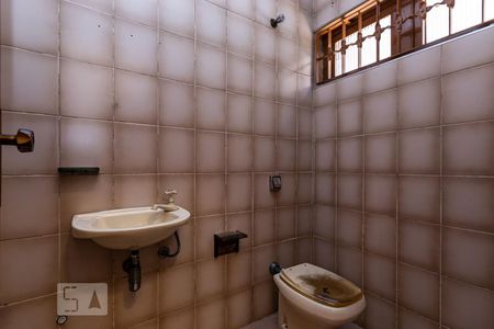 Lavabo  de casa para alugar com 3 quartos, 230m² em Parque Sonia, São Paulo