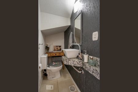 Lavabo de casa de condomínio à venda com 3 quartos, 94m² em Sarandi, Porto Alegre