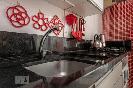 Cozinha de casa de condomínio à venda com 3 quartos, 94m² em Sarandi, Porto Alegre