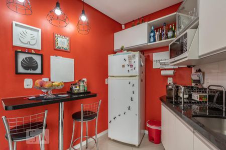 Cozinha de casa de condomínio à venda com 3 quartos, 94m² em Sarandi, Porto Alegre