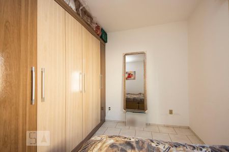 Quarto de apartamento para alugar com 1 quarto, 40m² em Vila Ipiranga, Porto Alegre