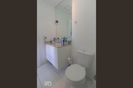 Banheiro de apartamento à venda com 1 quarto, 53m² em Campo Belo, São Paulo