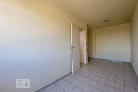 Quarto 1 de apartamento para alugar com 1 quarto, 50m² em Vila da Penha, Rio de Janeiro